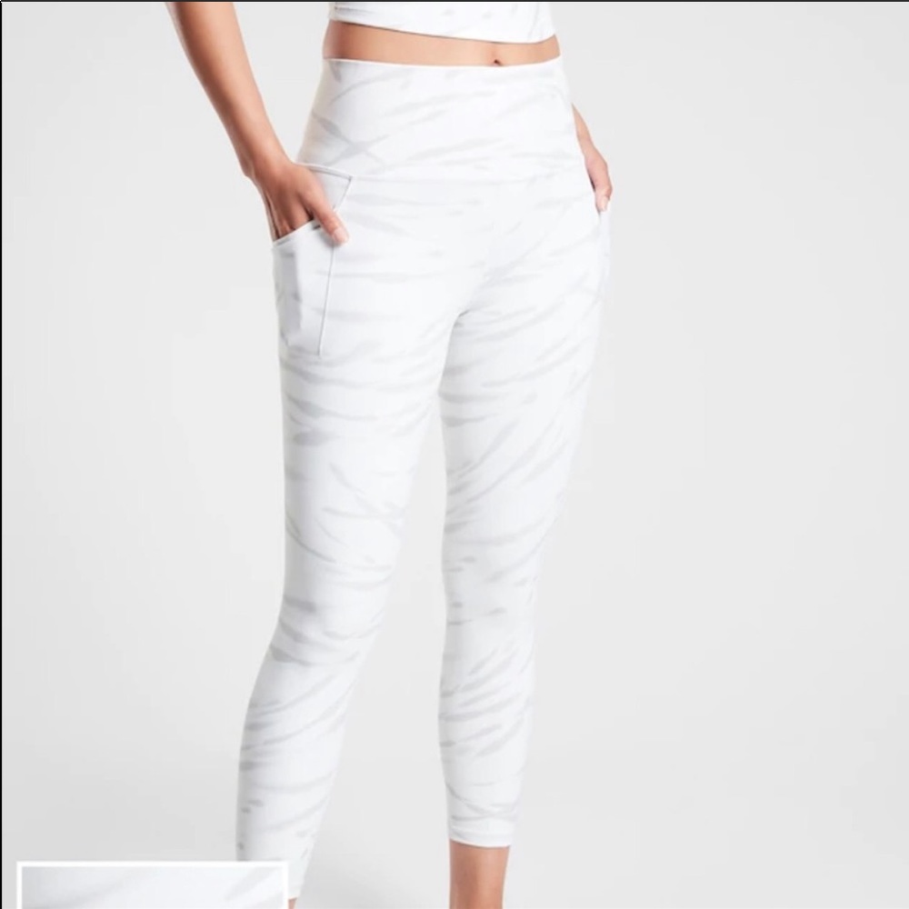 Salutation Stash Pocket II 7/8 Legging